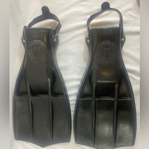 Aqua Lung Rocket Fins US Divers Navy SEAL Military Black Swim Fins UDT ONE SIZE - Picture 2 of 10